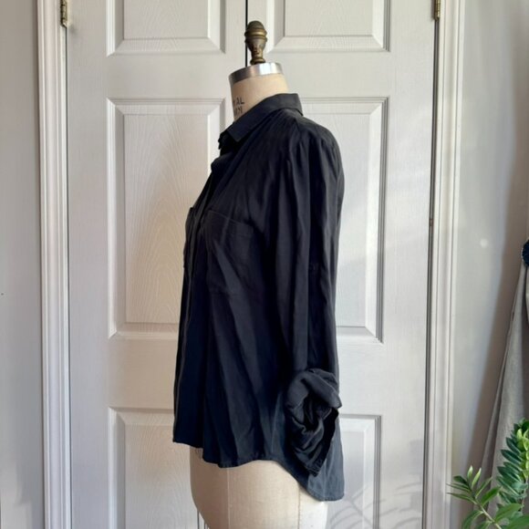 Anthropologie Cloth & Stone Charcoal Grey Button Down Shirt Size L Stone Washed - Picture 3 of 10